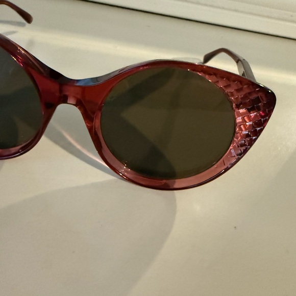 Bottega Veneta women’s sunglasses - Picture 6 of 14
